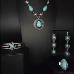 Turquoise Silver Necklace